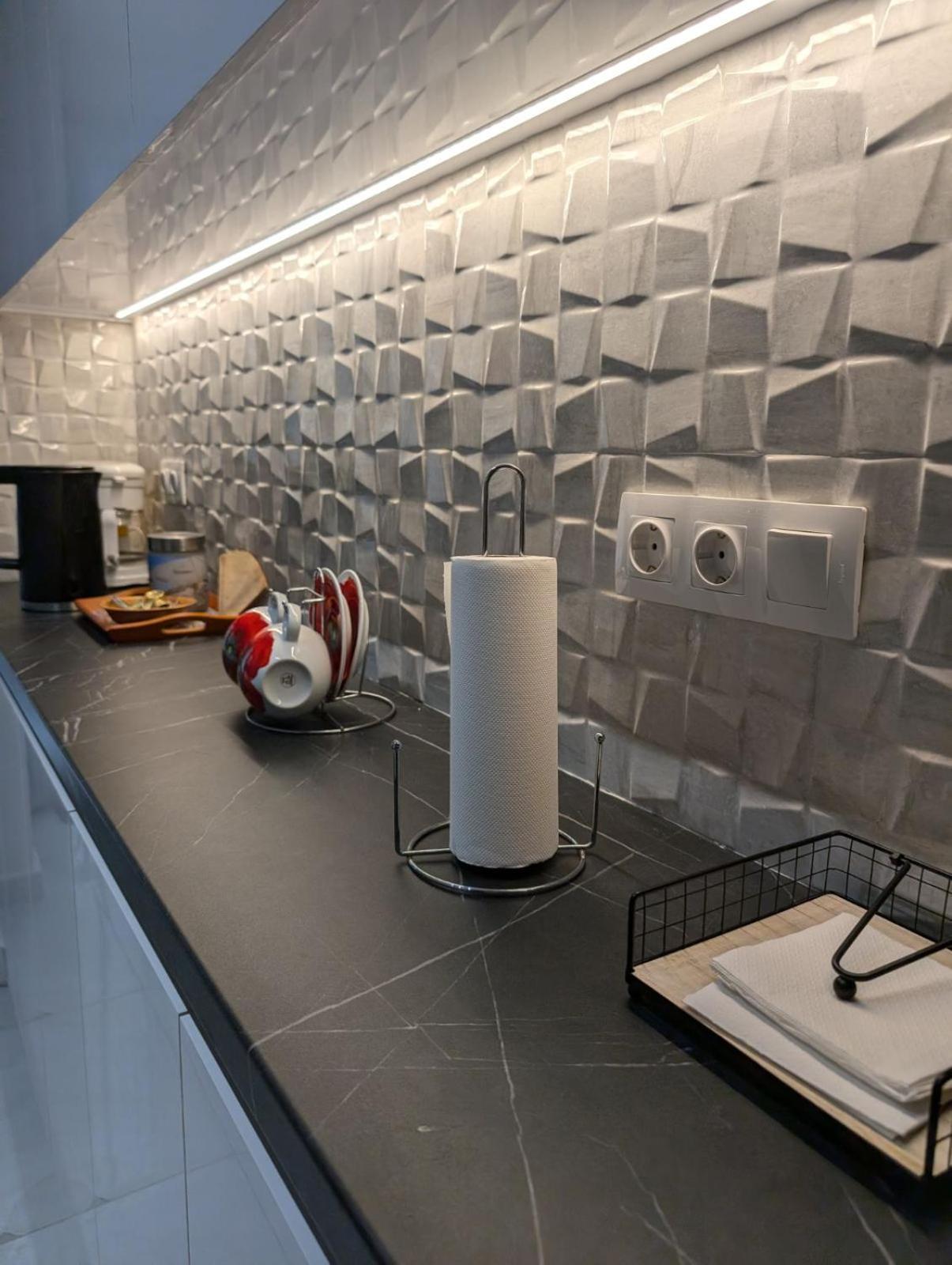 Luxury & Spacious Apartment In أثينا المظهر الخارجي الصورة